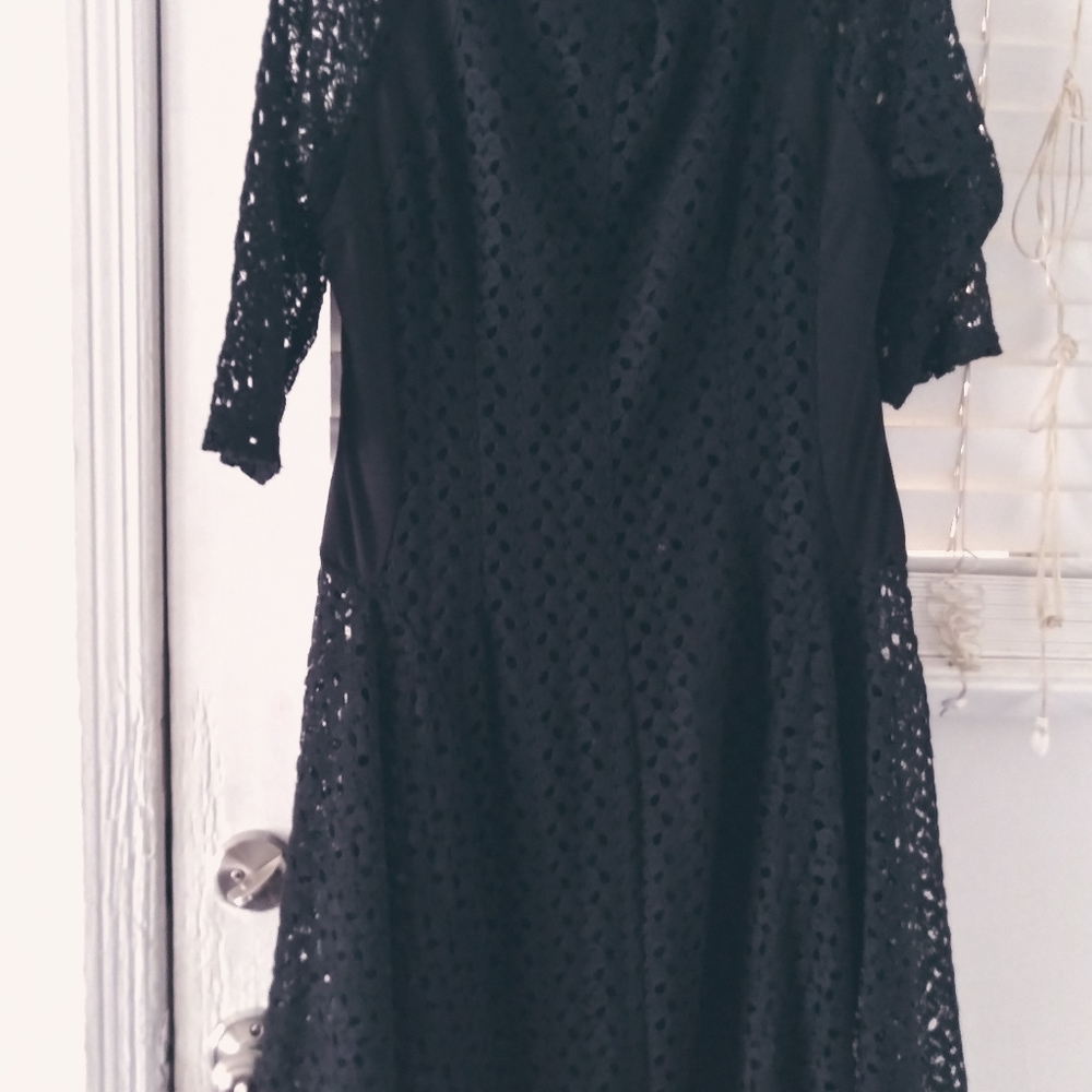 Dress - Picture 3 of 3